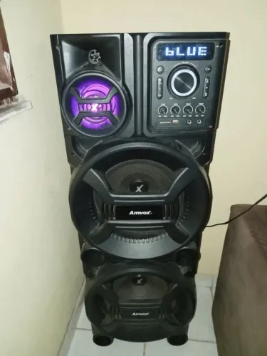 Caixa de som amvox 2201 pesadão black