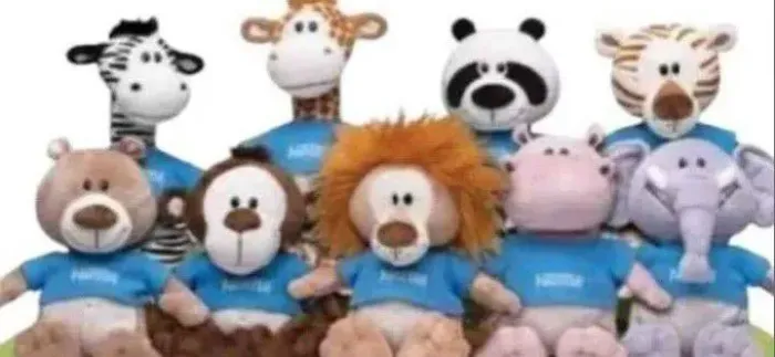 Coleção de brinquedos colecionáveis urso Nestlé