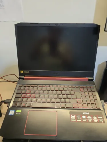 Notebook Acer nitro 5 - I7 9º Geração - 16GB RAM - GTX 1650 4GB