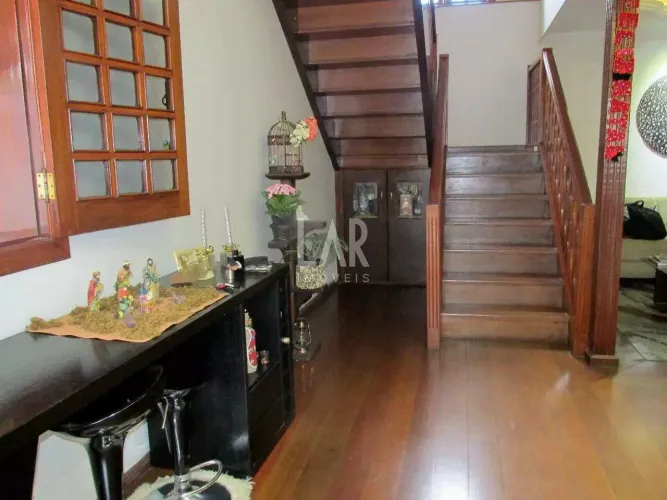 Casa à venda, 3 quartos, 4 vagas, Sagrada Família - Belo Horizonte/MG