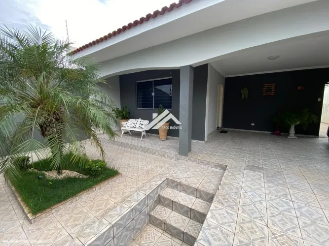 Casa para Venda em Presidente Prudente, Vila Ramos de Freitas, 6 dormitórios, 2 suítes, 4