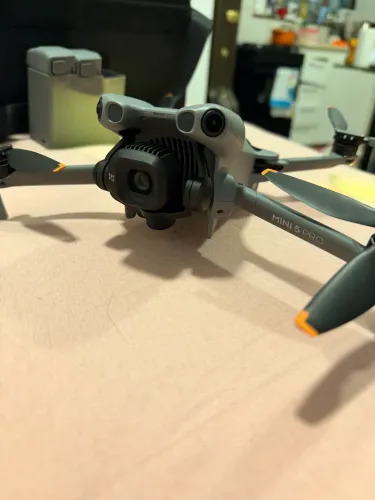 Drone DJI Mini 5 pro Fly more
