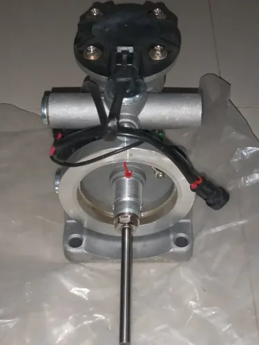 Bomba Elétrica Diesel 12V/5A S/Filtro Volks 15180/17180/710 (2S0201512)