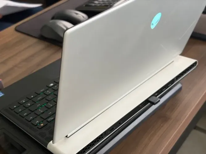 Notebook Gamer Alienware x14 R2, i7, RTX 4060, 32GB, Tela QHD+, 165Hz