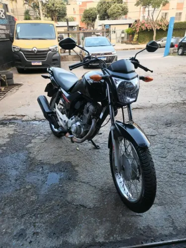Moto confiável para o dia a dia - Único dono