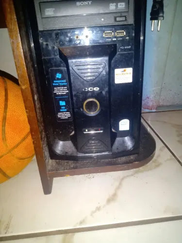 GABINETE COM TUDO MONTADO MAS COM PROBLEMA