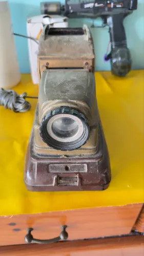PROJETOR 1950- ANTIGO COLECIONADOR