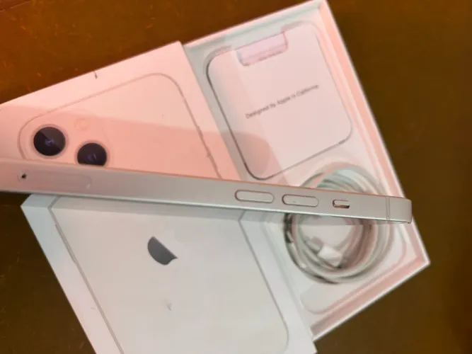 iPhone 13 Branco Completo Zerado