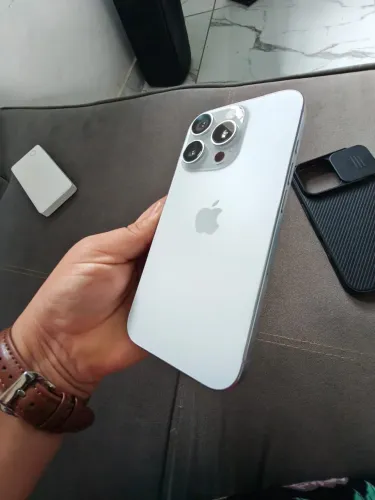 iPhone 16 Pro