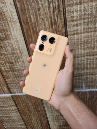 Moto Edge 50 Ultra 12/512GB OPORTUNIDADE