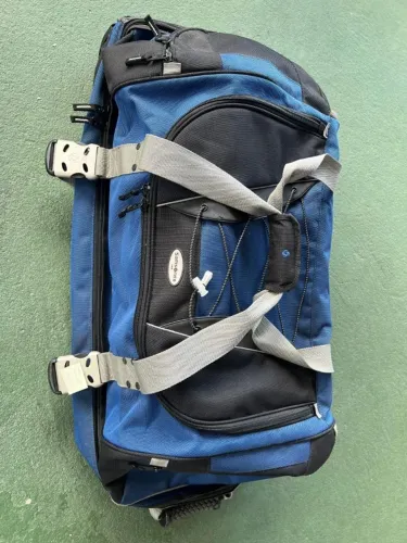 Mala Sansonite com Rodinhas