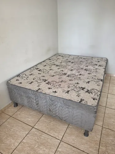 Cama de casal conjugada