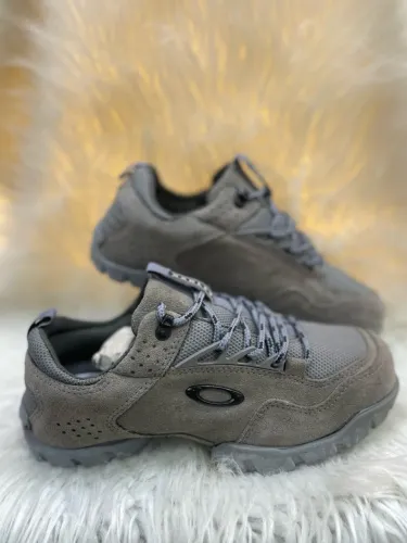 Oakley modoc low 2