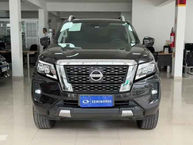 Nissan Frontier XE CD 4X4 2.3 Bi-TB Diesel Aut. 2025