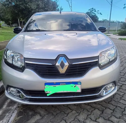 Renault Logan Dynamique Hi-flex 1.6 8V 4P 2015
