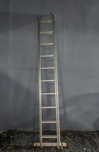 Escada alumínio
