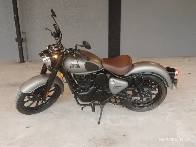 Venda Classic 350 RE, zerada.