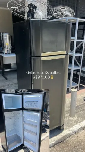 Geladeira Esmaltec