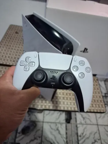 Play Station 5 Slim 1 TB