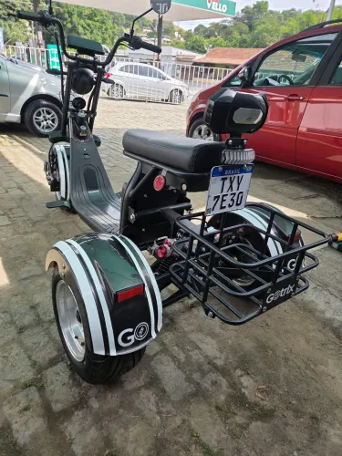 Triciclo eletrico modelo X15 2024