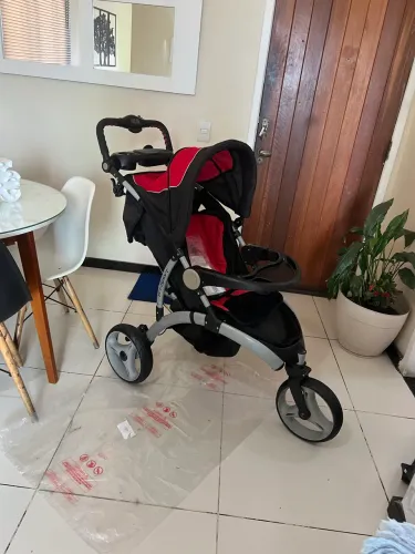 Carrinho de Bebê Infanti ! Lindo ! carrinho berço Unissex ! ac cartão