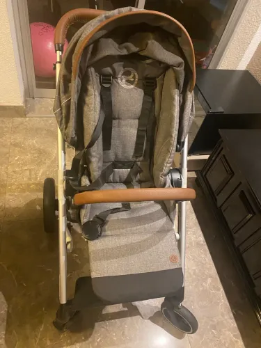 Carrinho + Bebê Conforto Cybex + Maxi-Cosi - Excelente Estado