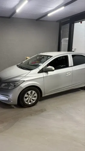 Chevrolet Onix JOY Hatch 1.0 8V Flex Mec. 4P 2018
