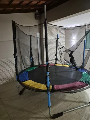 Pula-Pula Cama Elástica 2,44 m