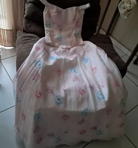 Vestido de Festa longo rosa claro (saia e blusa)