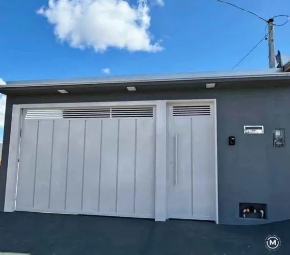 VENDO CASA EM FORTALEZA