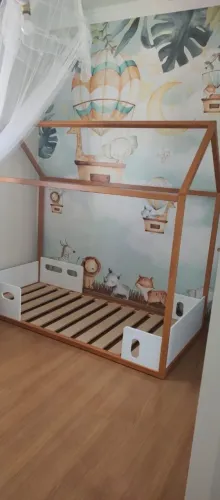 Cama montessoriana 