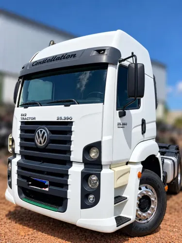 Caminhão VW 25-390