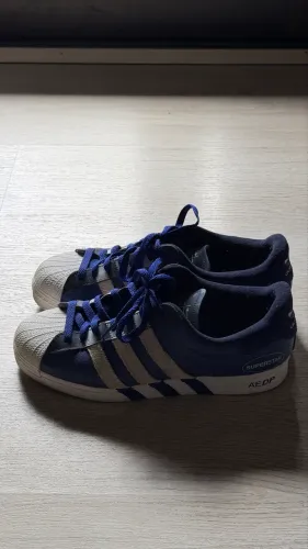 Tênis Adidas Superstar