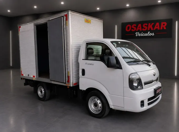 Kia Motors Bongo K-2500 2.5 4X2 TB Diesel 2016
