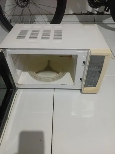 Microondas com defeito