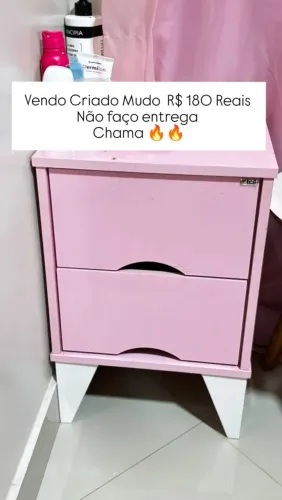 Vendo Criado mudo R$ 180,00 não faço entrega 