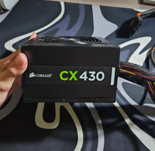 Fonte Corsair CX430 430W