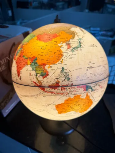 Globo Decorativo - Mapa - Luminária