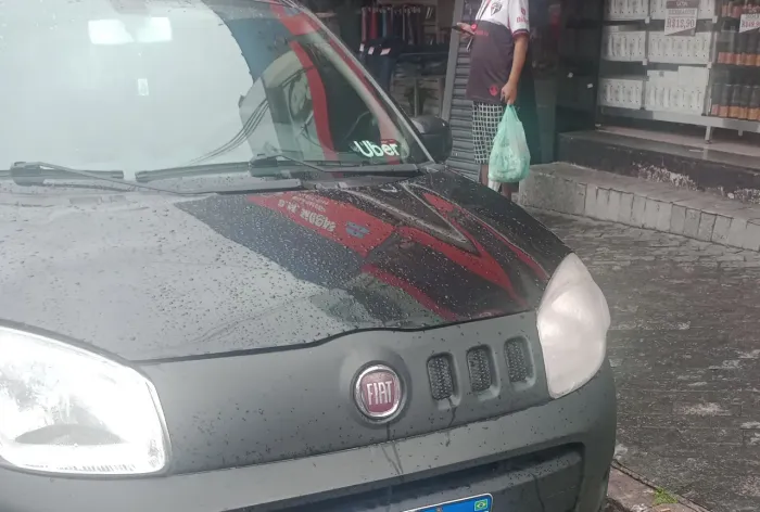 Fiat Uno Vivace/rua 1.0 EVO Fire Flex 8V 5P 2012
