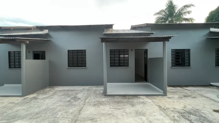 Apartamento de 2 quartos com área de serviço