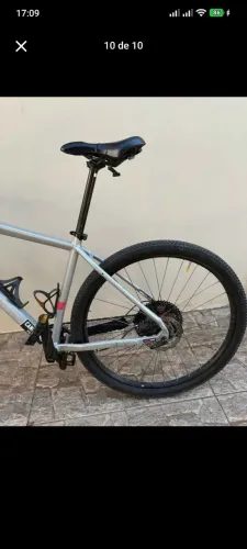 Bicicleta Mountain Bike