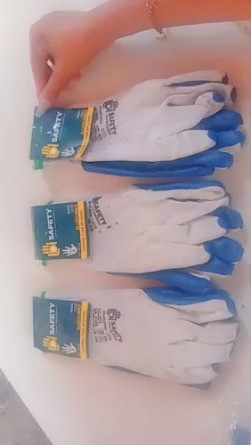 Luvas