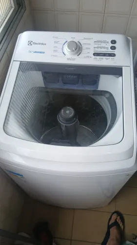Máquina de lavar Electrolux 110w pouco uso nova