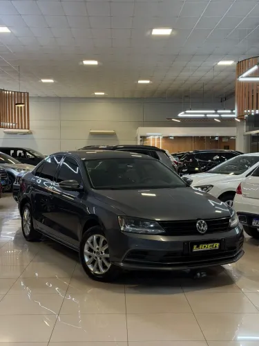 Volkswagen Jetta Trendline 1.4 TSI 16V 4P Mec. 2016