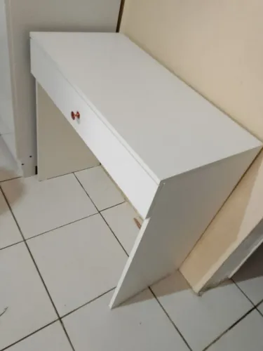 Mesa maquiagem ou estudos