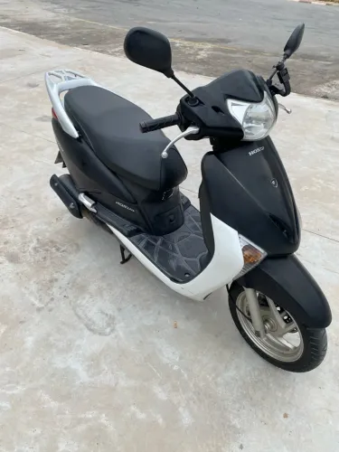 Honda lead 2011