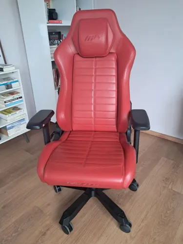 Cadeira Gamer DXRacer Master XL - Ergonômica, Confortável e em Ótimo Estado