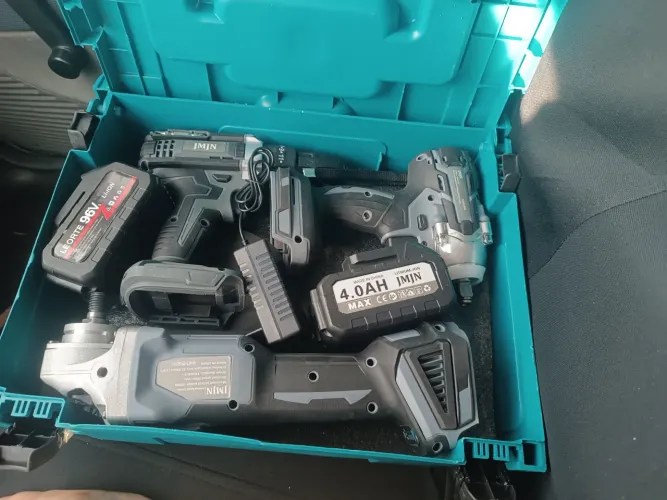 Kit de Ferramentas 3 em 1
