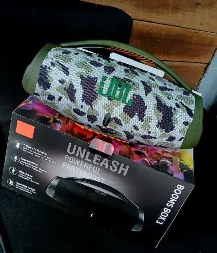 Oferta do dia dos namorados BOOMBOX 3 MODELO JBL.