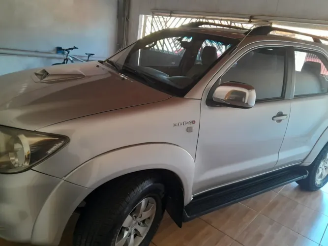 Toyota Hilux SW4 SRV D4-d 4X4 3.0 TDI Dies. AUT 2008